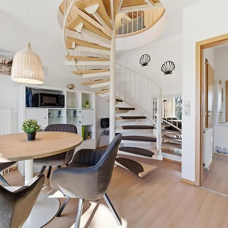 Haus Berlin, Whg Muschel Maisonette * Loddin